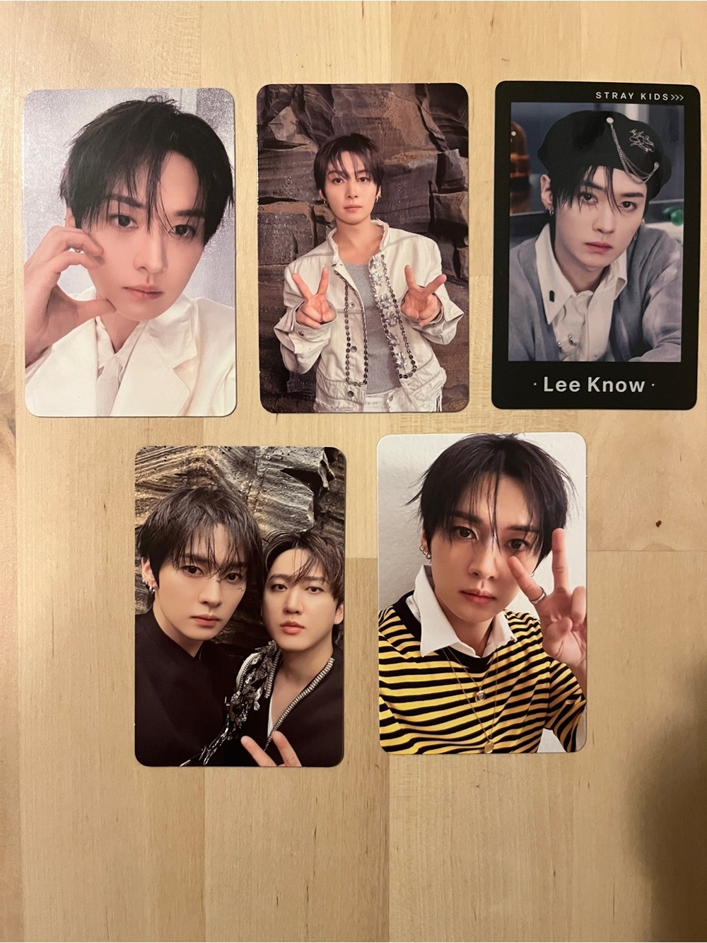 NEW! Set of 5 OFFICIAL Lee Know of Stray Kids photocards (set #13) This & That